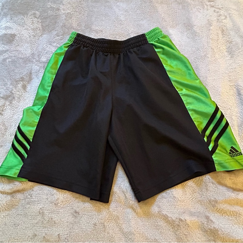 Adidas black green mens athletic shorts Size XL